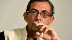 अभिजीत बनर्जी