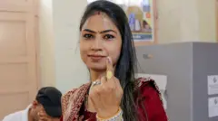 महिला