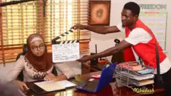 Wasu jarumai a lokacin nadar fim din The Real Choice wanda Kabiru Musa Jammaje ya shirya