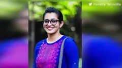 வைரமுத்துவுக்கு ஒஎன்வி விருது: எதிர்ப்பு தெரிவித்த நடிகை பார்வது; சின்மயி கூறியது என்ன?