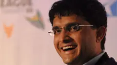 হাসপাতাল গেটে জড়ো মানুষের জন্য একদিন পর ছাড় পেলেন সৌরভ গাঙ্গুলি