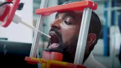 هذا الروبوت قد يكون حلاً مهماً في مواجهة انتشار فيروس كورونا.