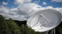 Un radiotelescopio