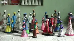 కాగితం బొమ్మలు