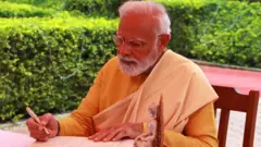 मोदी