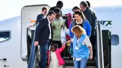 Un vol de migrants venus du Niger est arrivé ce mardi en Italie