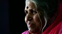 सिंधुताई सपकाळ