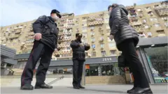 polis, koronavirus, karantin, bu gün