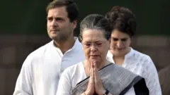 सोनिया, राहुल और प्रियंका
