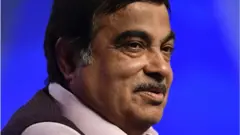 నితిన్ గడ్కరీ