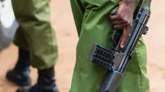 የኬንያ ፖሊስ አባል