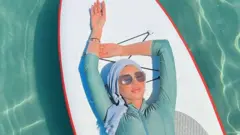 Zahro Rouz bassenyda