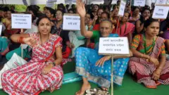 আসামে এনআরসি-র প্রতিবাদ