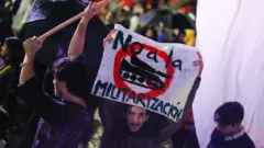 Protesta contra reforma sobre la Guardia Nacional.