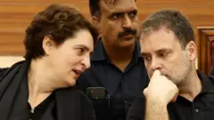 राहुल गांधी, प्रियंका गांधी