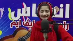 ترک کار در رسانه؛ پیامد ناامنی و قتل خبرنگاران زن در افغانستان