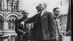 Владимир Ленин