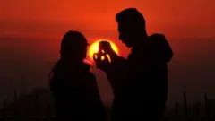 பெண்