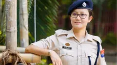 पुलिस अधिकारी थौनाओजम बृंदा