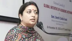 स्मृती इराणीं