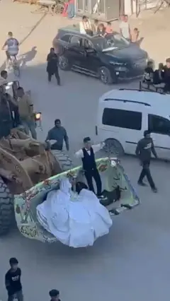 Юклагичда келаётган келин куёв