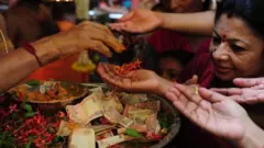 दर्शनार्थी