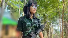ထားဝယ် တက္ကသိုလ်မှာ ဥပဒေပညာ တတိယနှစ် သင်ယူနေတဲ့ အချိန်မှာပဲ စစ်တပ်ရဲ့ အာဏာသိမ်းမှု ဖြစ်ခဲ့ပြီး ရည်မှန်းချက်ပြောင်းလဲသွားခဲ့သူ