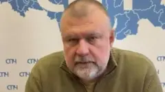 Кабанов мигрантларга қарши чиқишлари билан танилган. Бир ой аввал ўз телеграм каналидаги мурожаатида у хорижликларнинг Россияда туғилаётган фарзандларига бир марталик тўловни бекор қилишга чақирганди. 