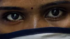 కార్మికులు