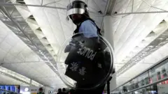 Hong Kong policeman