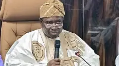 Shugaban hukumar zaben Nigeria, Inec,  Farfesa Joash Amupitan. 