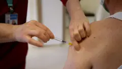 कोरोना वैक्सीन