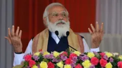 नरेंद्र मोदी