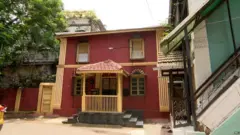 म्हातारपाखाडी इथली घरं