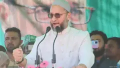 AIMIMचे प्रमुख असदुद्दीन ओवेसी