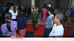 တိုင်းရင်းသား အဖွဲ့တွေကို လိုအပ်သလို တုံ့ပြန်မယ်လို့ စစ်ခေါင်းဆောင်ပြော