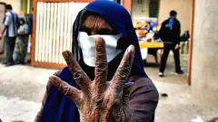 ધારી વિધાનસભા પેટાચૂંટણીમાં 95 વર્ષીય દિવાળીબાએ મતદાન કર્યું હતું