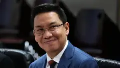 นายพุทธิพงษ์ ปุณณกันต์