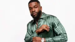 JayC a étudié le théâtre et la danse avant de se tourner vers la musique.