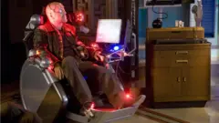 фільм 2009 року "Сурогати"