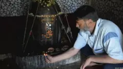 முஸ்லிம் பராமரிக்கும் இந்து கோயில்