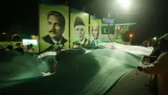 লাহোরের রাজপথে পাকিস্তানের স্বাধীনতা দিবস উদযাপন, ১৪/০৮/২০১৮।