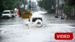 பாகிஸ்தானில் வெள்ளம்: 63 பேர் பலி 