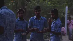 அரசுப் பள்ளி ஆசிரியர்களின் முன்மாதிரி முயற்சி