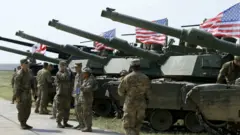 Milatariga Mareykanka oo dhoollatus la sameynaya kuwa waddanka Gorgia