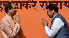 उद्धव ठाकरे आणि देवेंद्र फडणवीस