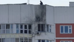 Un bâtiment endommagé à la périphérie de Moscou