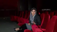 افغان سيمنا