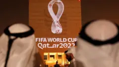 Emblema oficial de Qatar 2022 develado en Doha