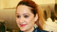 नेपालको प्रशासनिक इतिहासमै पहिलो पटक अहिले सातवटा जिल्लामा महिलाहरूले प्रमुख जिल्ला अधिकारीको भूमिका निभाइरहेका छन्। एक भिडिओ।